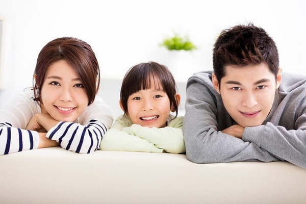 Bố mẹ mệnh Hỏa sinh con mệnh Kim có được không?